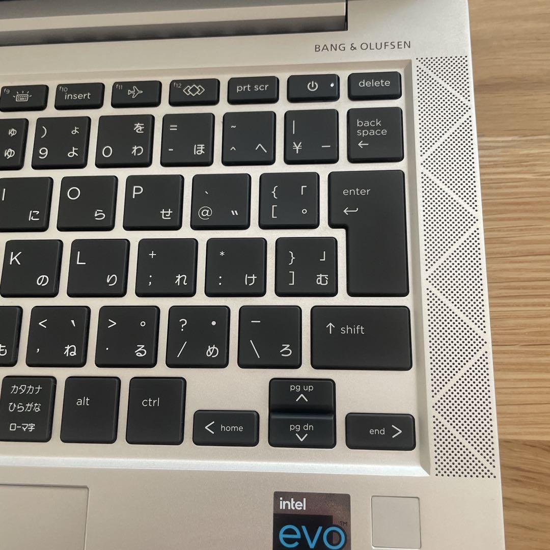 【極美品】HP EliteBook i7 2023年製 メモリ16 SSD512