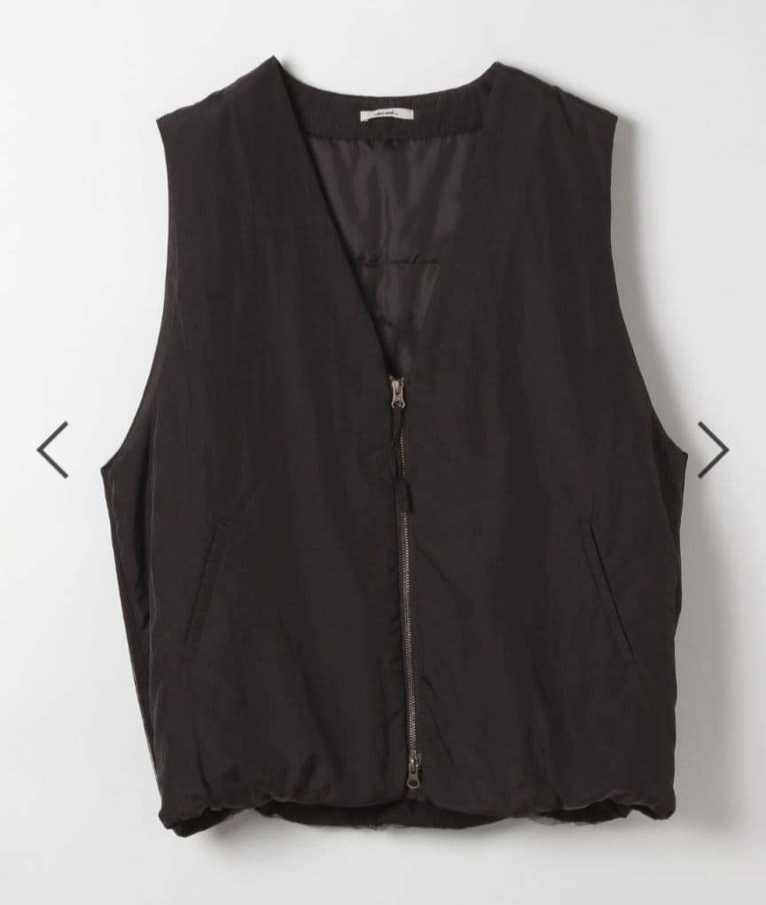 ブラック ジッパーベスト Vネック