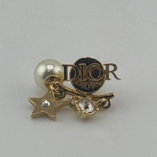 ディオール ディオレボリューション ピアス　(片耳のみ) ゴールド