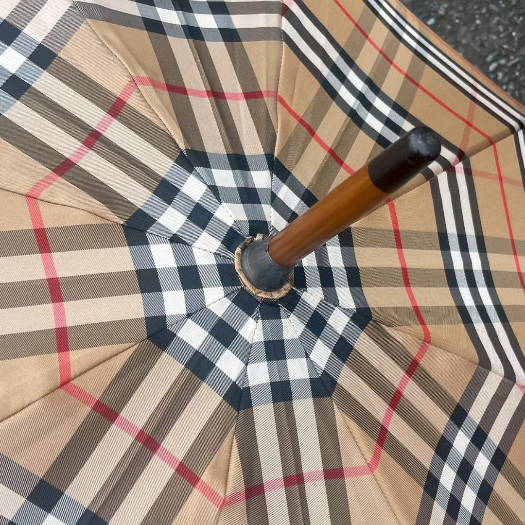 美品　Burberry バーバリー　ノバチェック　長傘　メタルロゴ　ベージュ