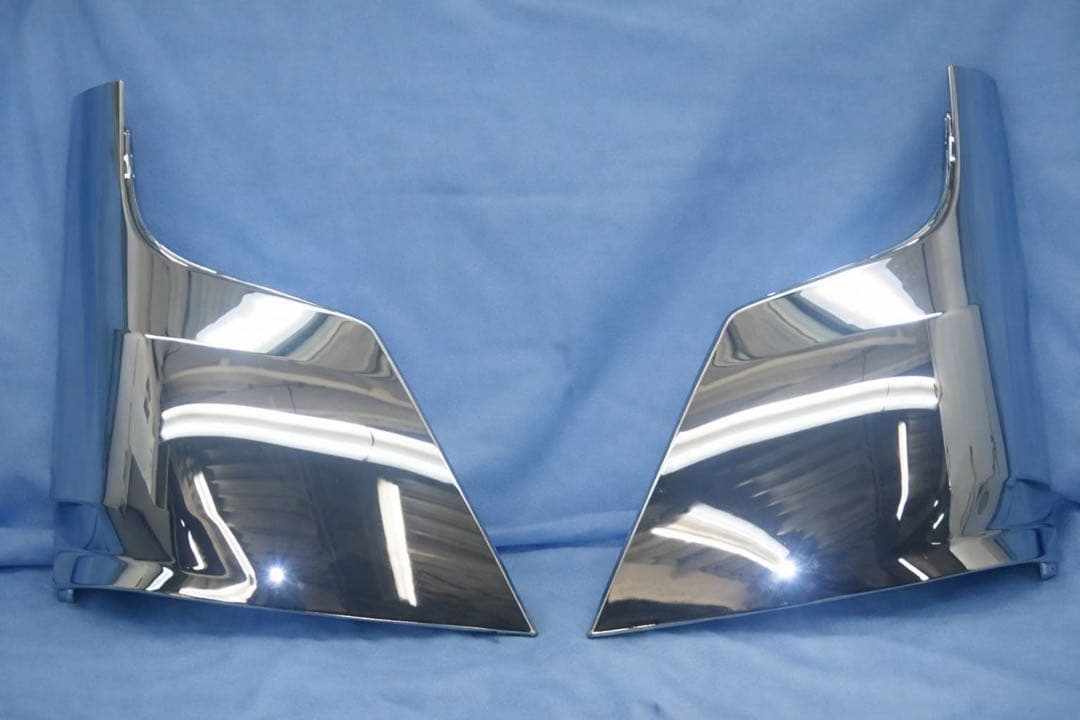 新型キャンター 純正 メッキ コーナーパネル 左右セット