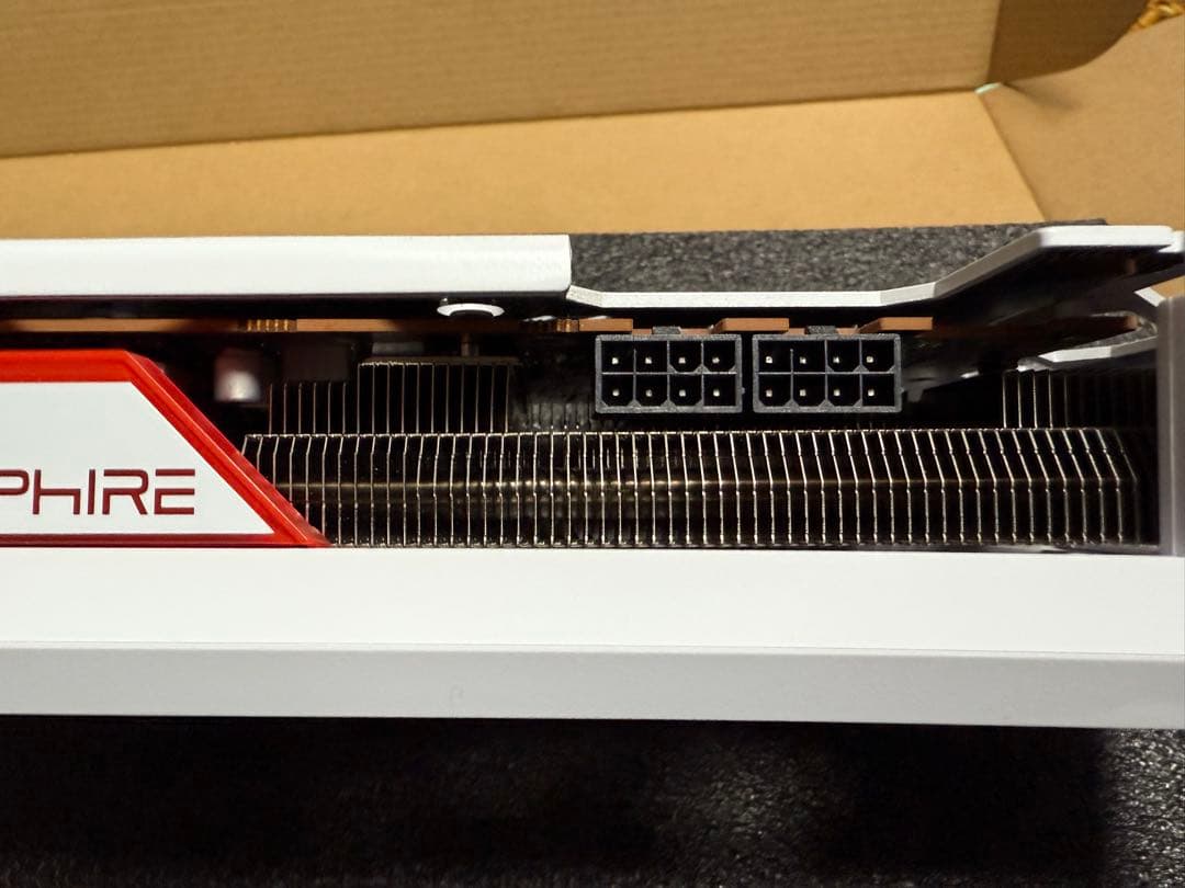 グラフィックボード・グラボ・ビデオカード PURE Radeon RX7800XT GAMING OC 16GB