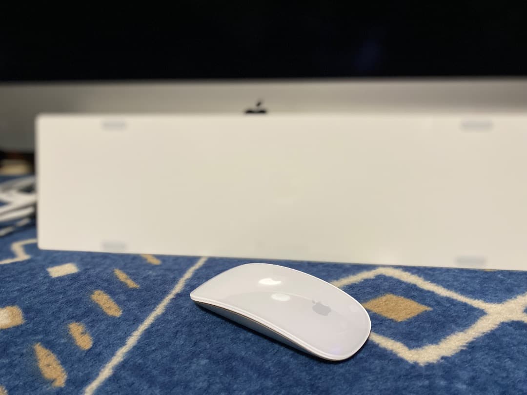 Apple iMac 21.5インチ(2015年後半)