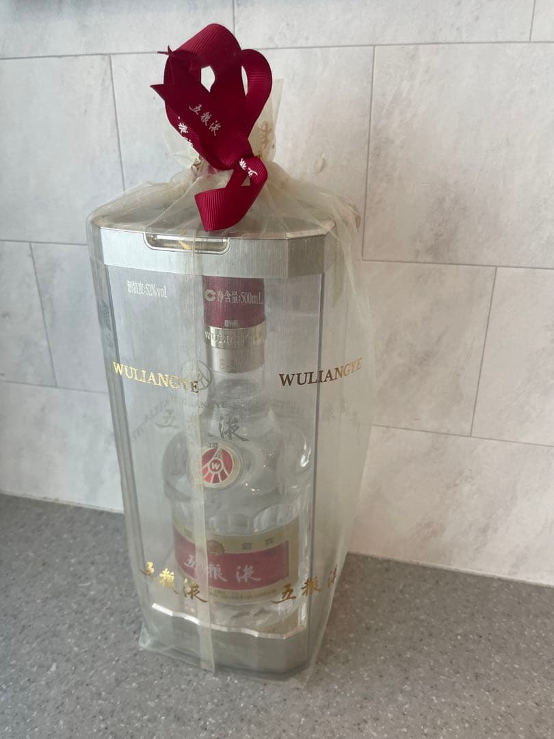 五粮液 (ゴリョウエキ) WULIANGYE 白酒 2021年　未開封