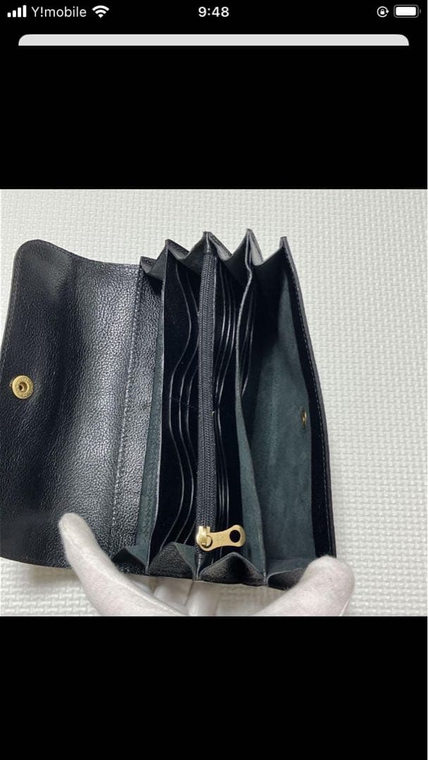 未使用　IL BISONTE　イルビゾンテ　レザーフラップ長財布　黒　ブラック