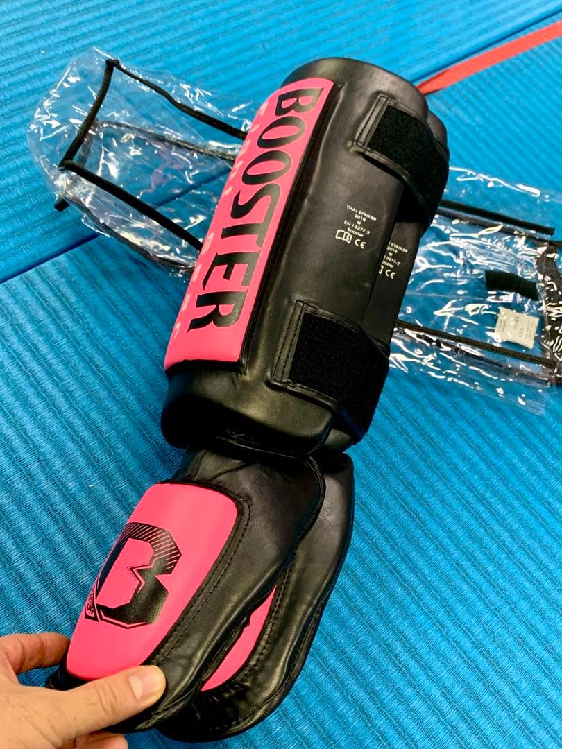 未使用 レガース キックボクシング 脛当て ムエタイ レッグサポーター