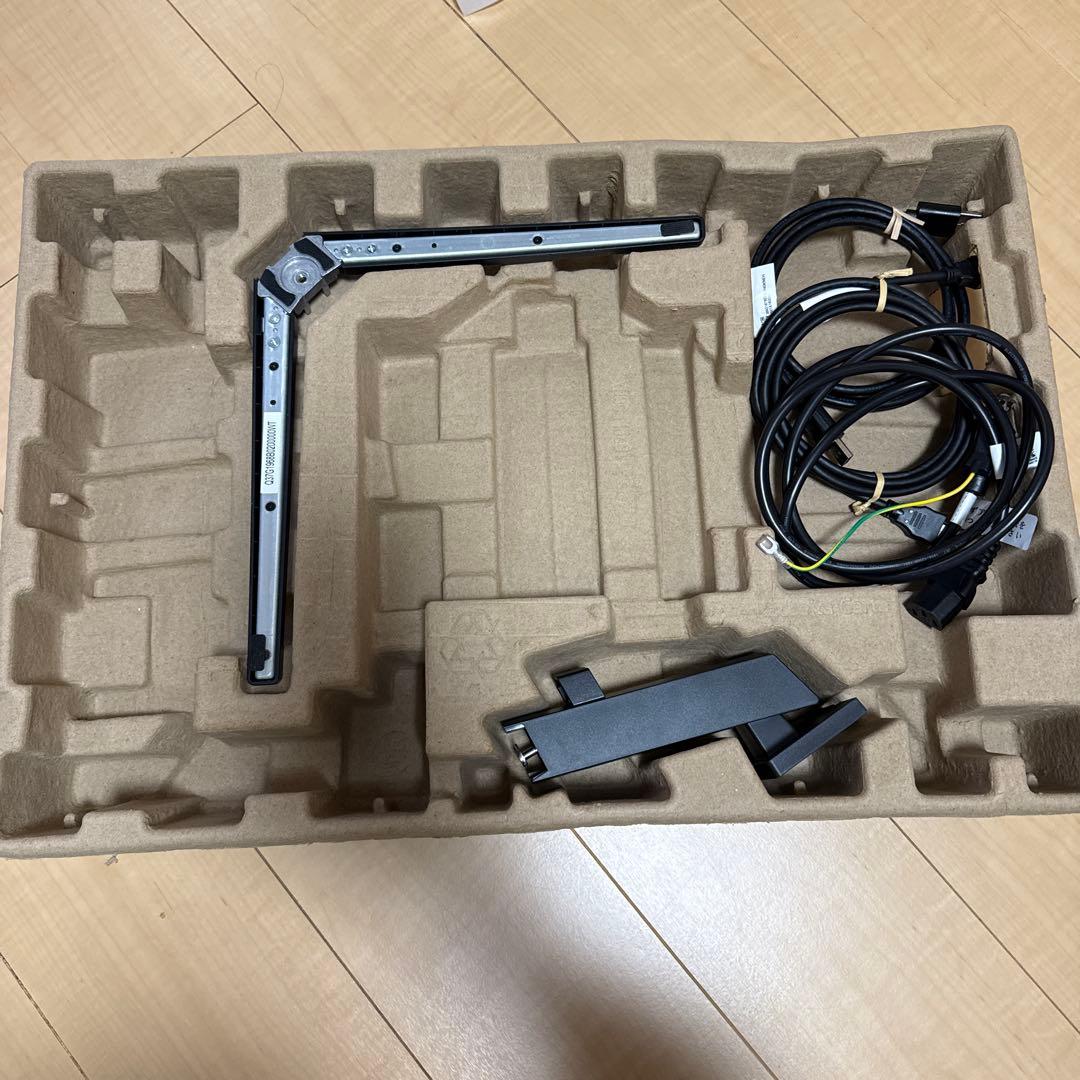 PHILIPS EVNIA ゲーミングモニター (27インチ/180Hz)