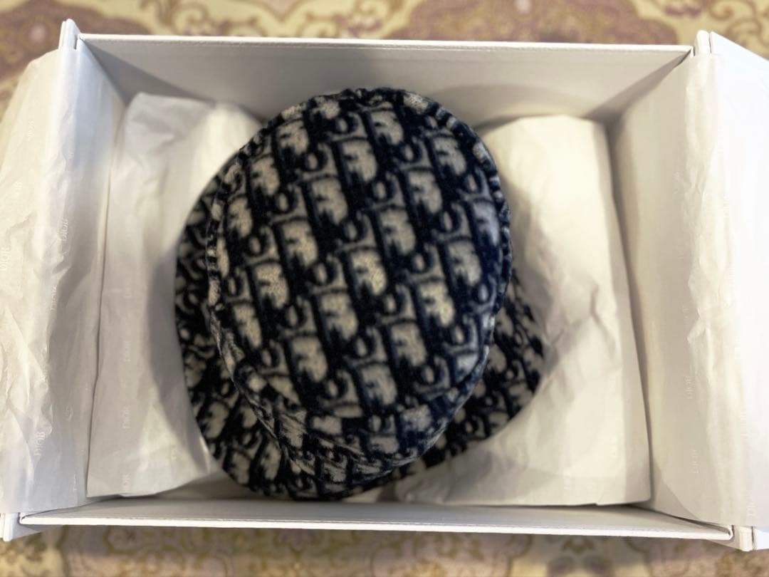 美品！人気クリスチャンディオール　バケットハット　リバーシブル　サイズ(T57)