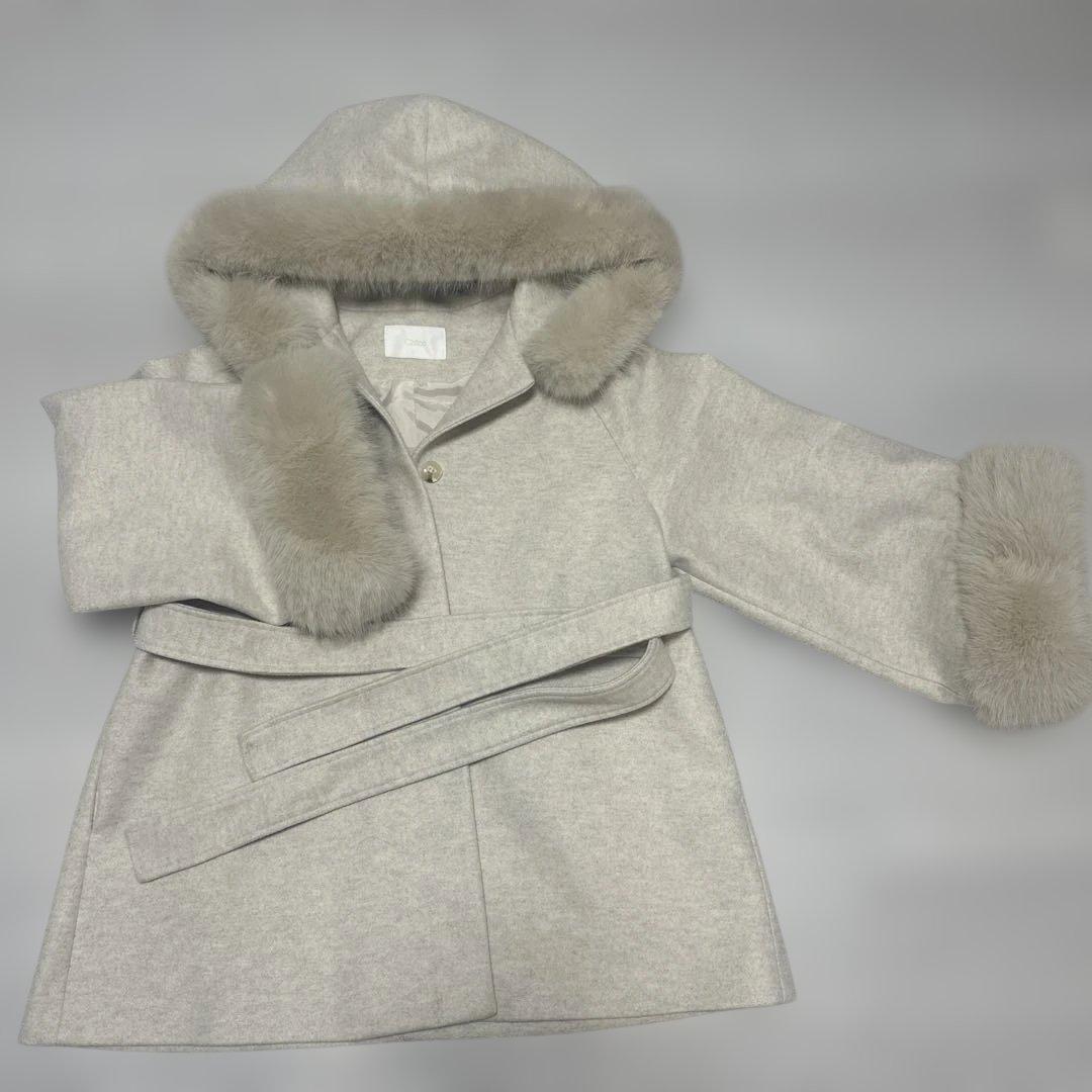 chico ファー襟ケープコート アイボリー