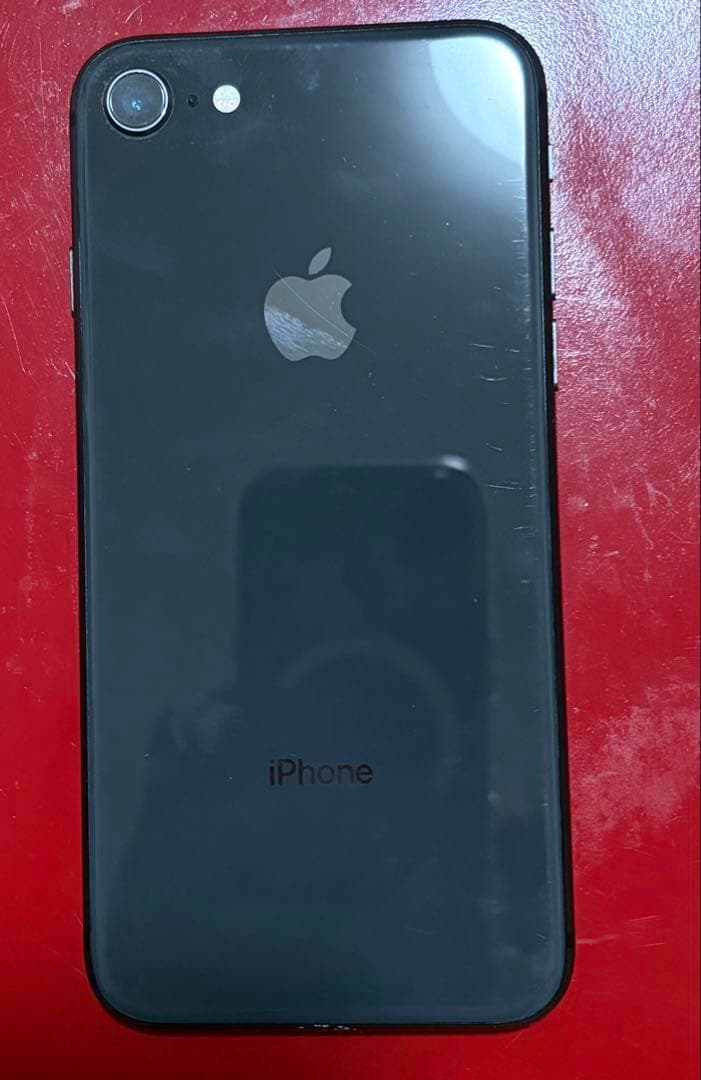 iPhone8 スペースグレイ64GB