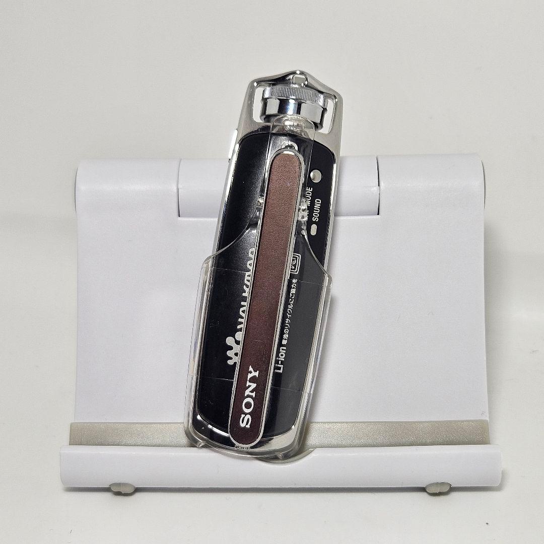 美品 動作品 WALKMAN NW-S705F 2GB ブラック 本体 ケース付