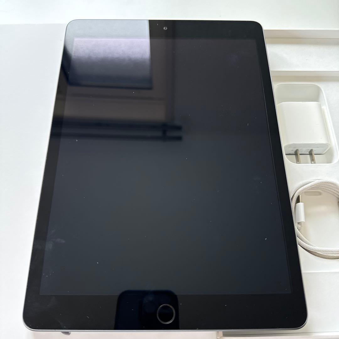 【美品】　iPad 第9世代　256GB Wi-Fiモデル