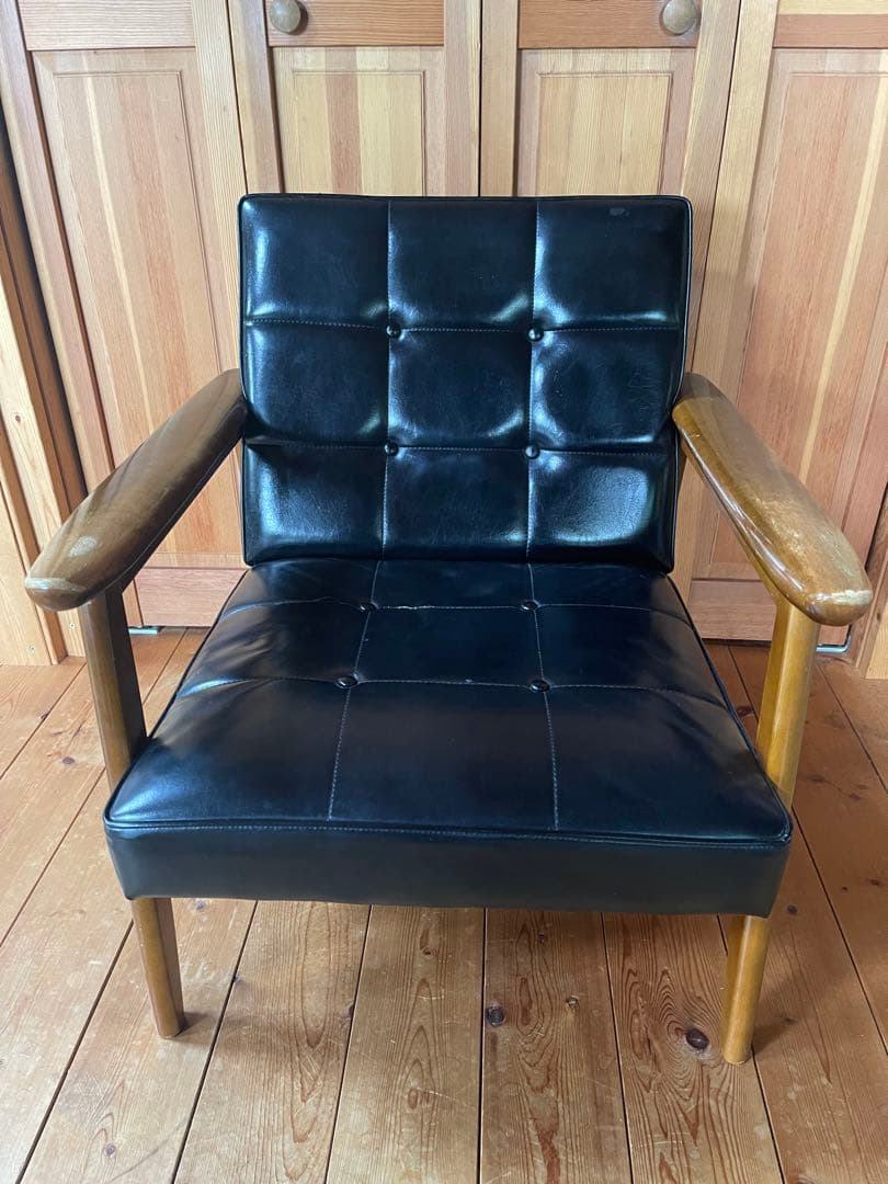 カリモク60 Kチェア 座面破れあり