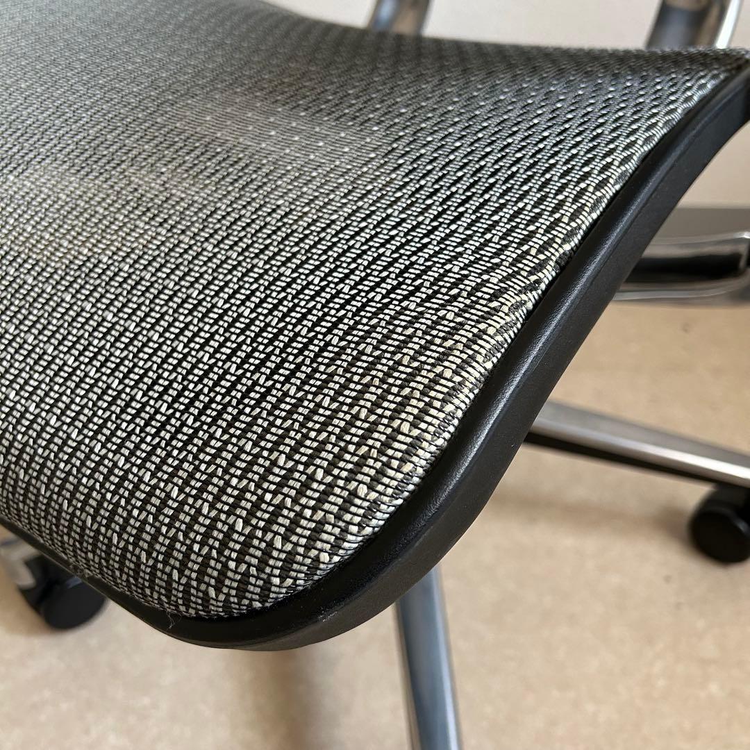 【se】エルゴヒューマン 　ベーシック　ハイタイプ　ヘッドレスト付