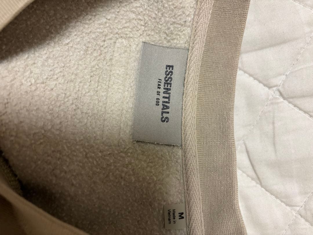 ESSENTIALS FEAR OF GOD スウェット　ベージュ