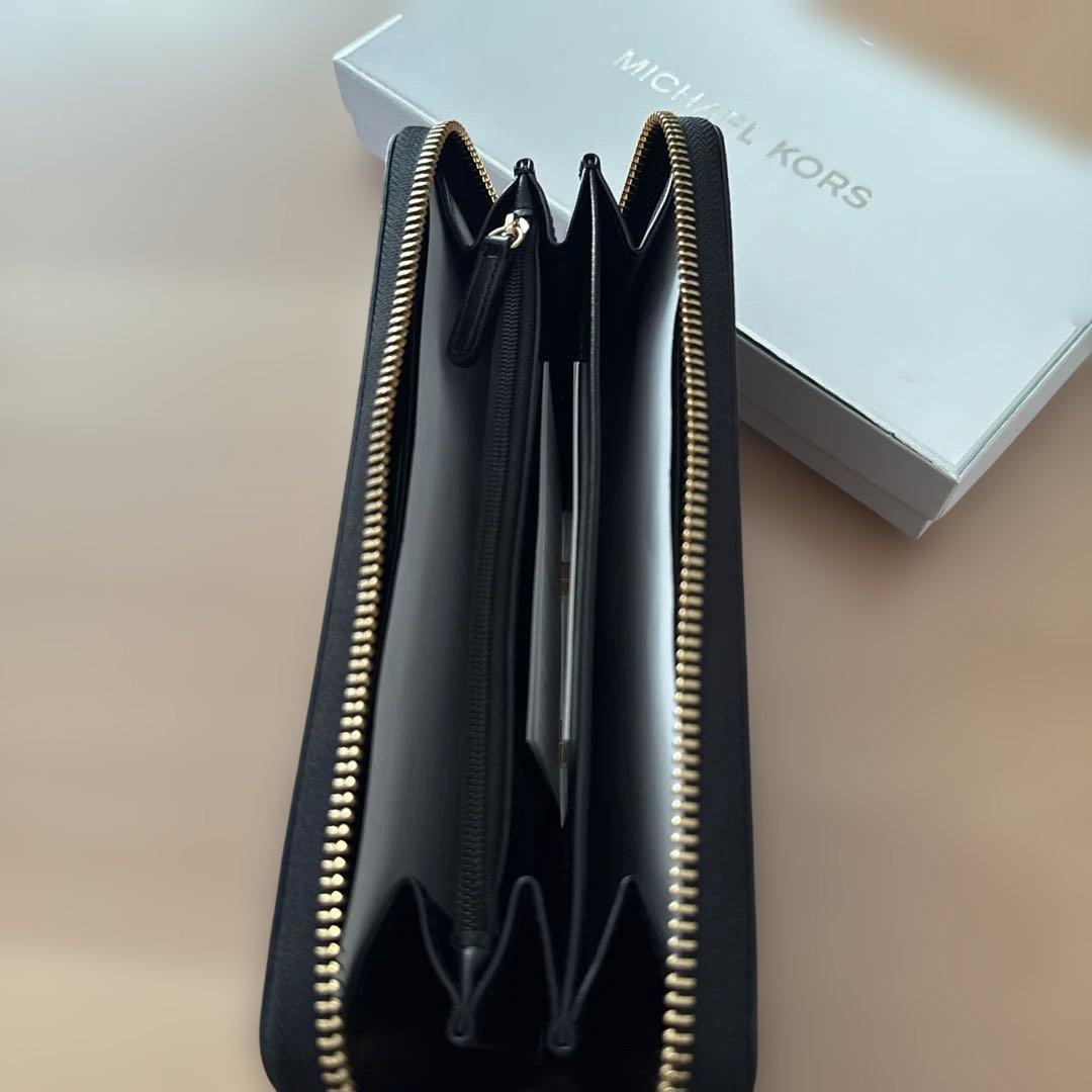 ＭＩＣＨＡＥＬ　ＫＯＲＳ❤️ 長財布　新品未使用