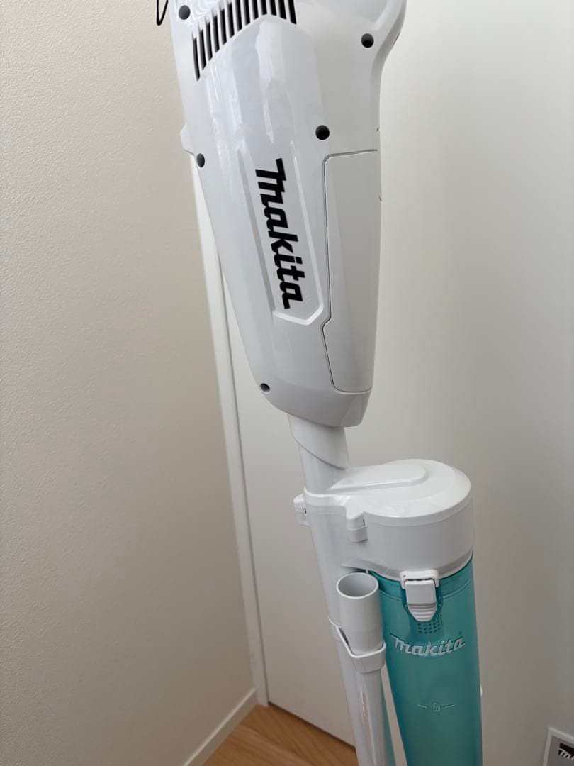 Makita CL107FD スティッククリーナー 本体