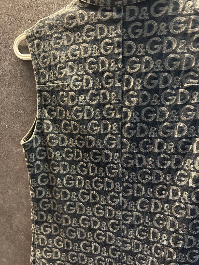 【良品】DOLCE&GABBANA 総ロゴノースリーブプリーツワンピース 36