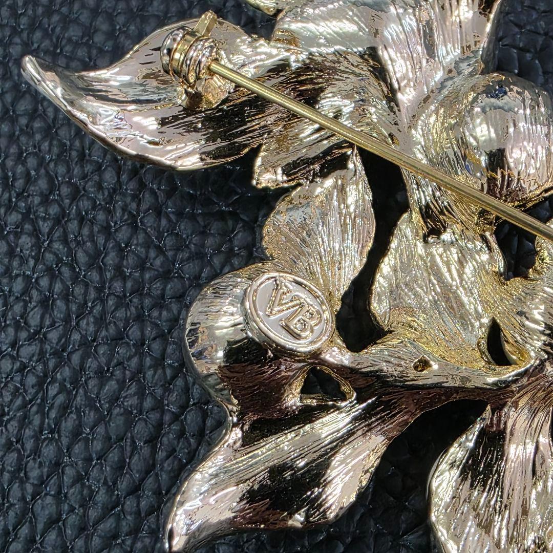 ヴァンドームブティック パール ラインストーン リーフ ブローチ ゴールド