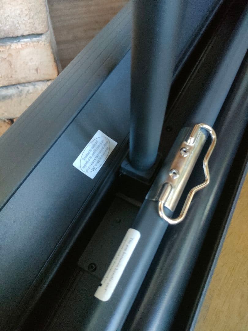 美品　サンワサプライ　プロジェクタースクリーン　床置き式　100インチ