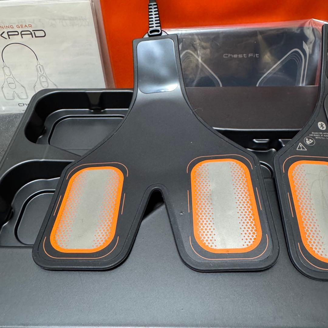 【美品】SIXPAD chest シックスパッド チェスト