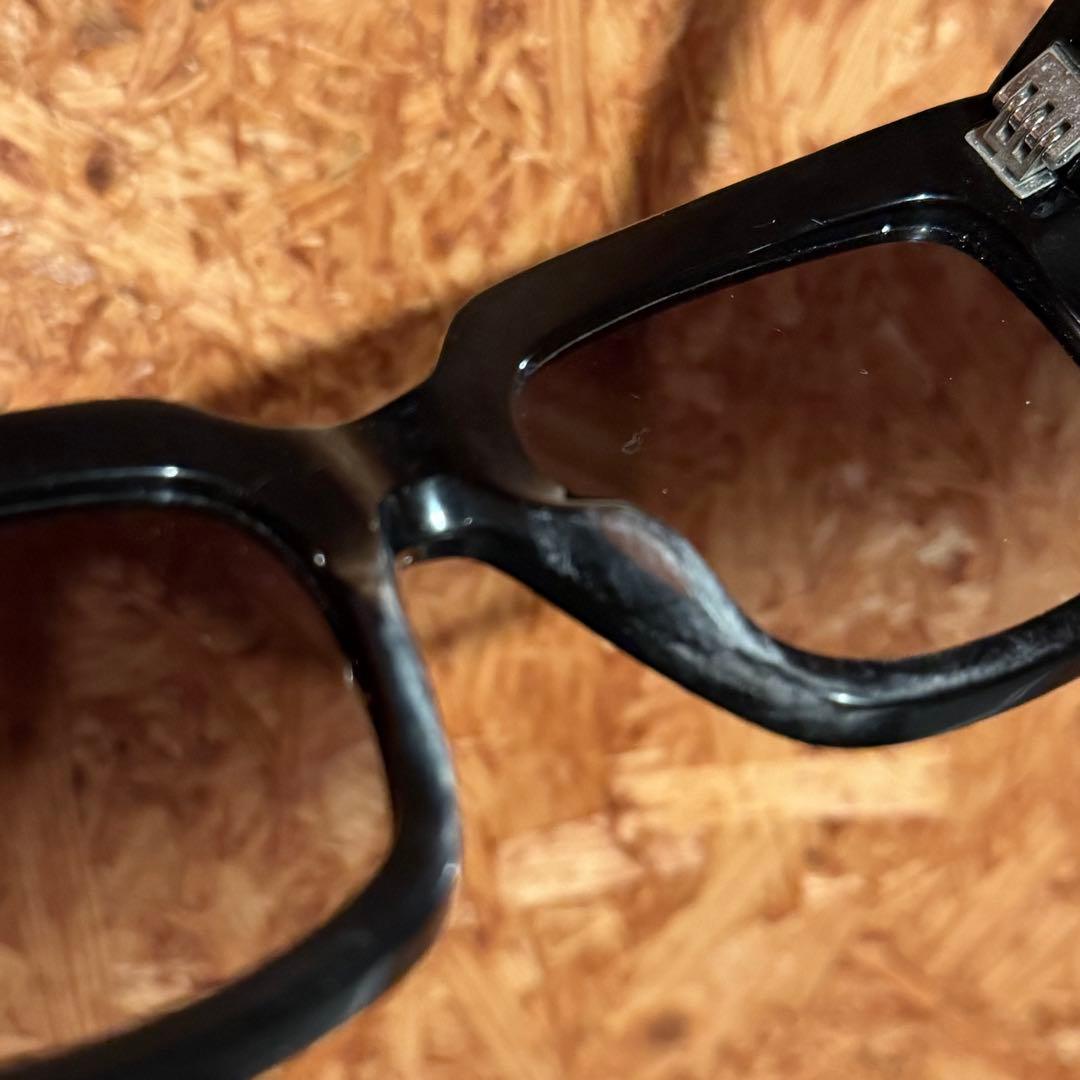 アソーカ　SAINT LAURENTサングラス