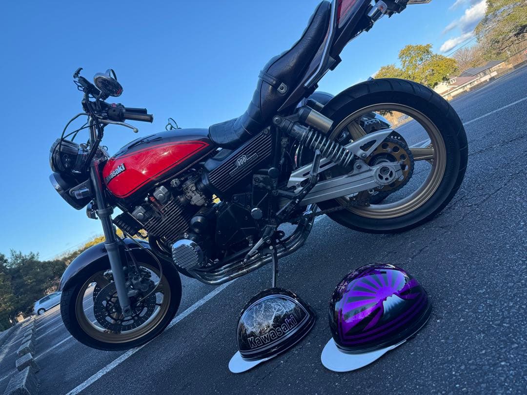 ゼファー400 タンク