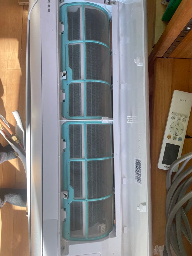 2025年製 TOSHIBA 壁掛け式エアコン本体6畳用 RAS-2214TM