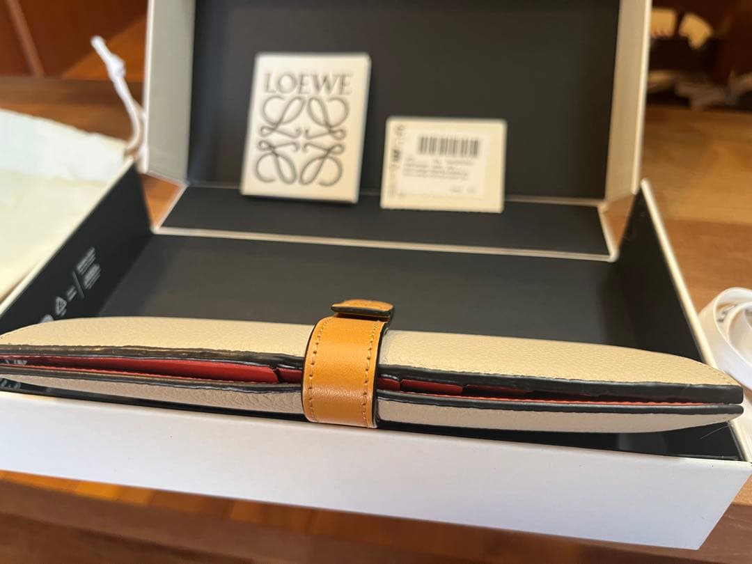 LOEWE ロエベ バーティカルウォレット　長財布