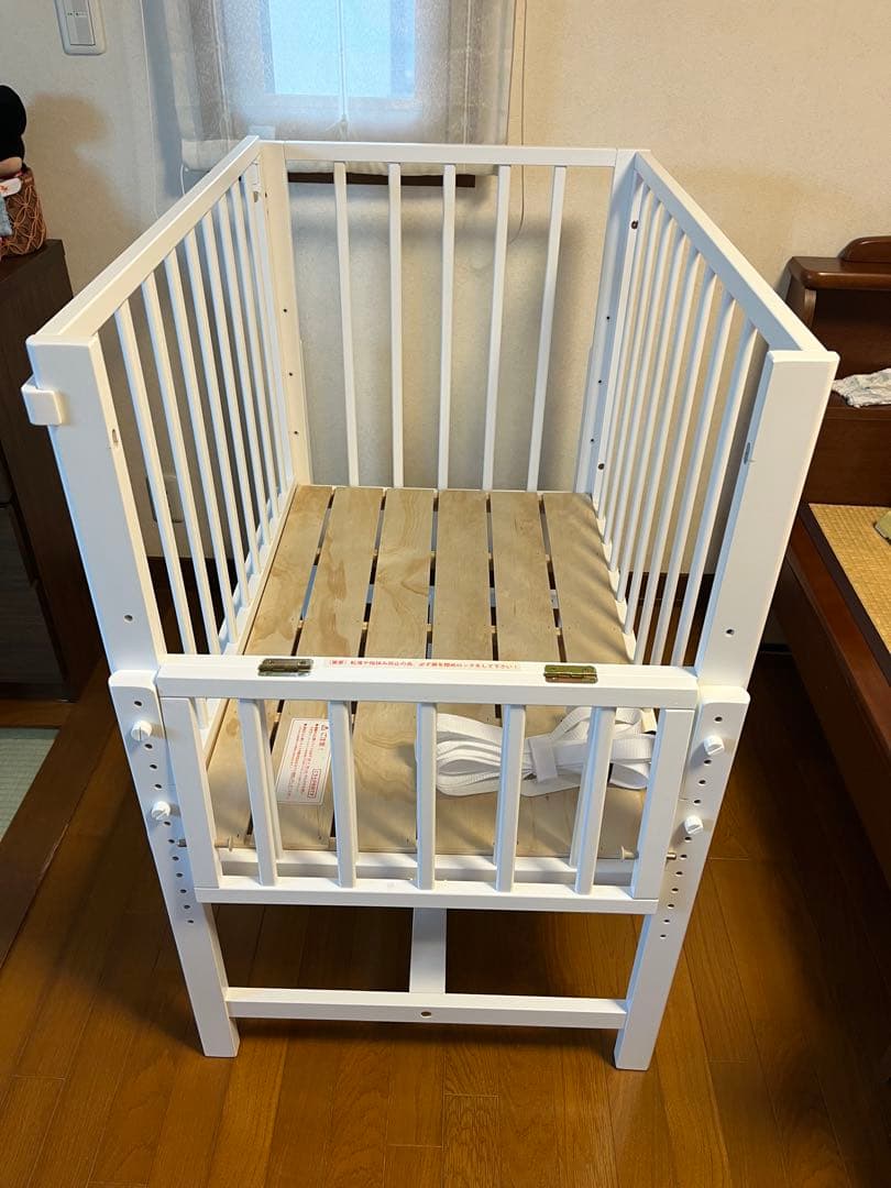 そいねーるミニ　ベビーベッド　yamatoya （ホワイト）　マットレス新品