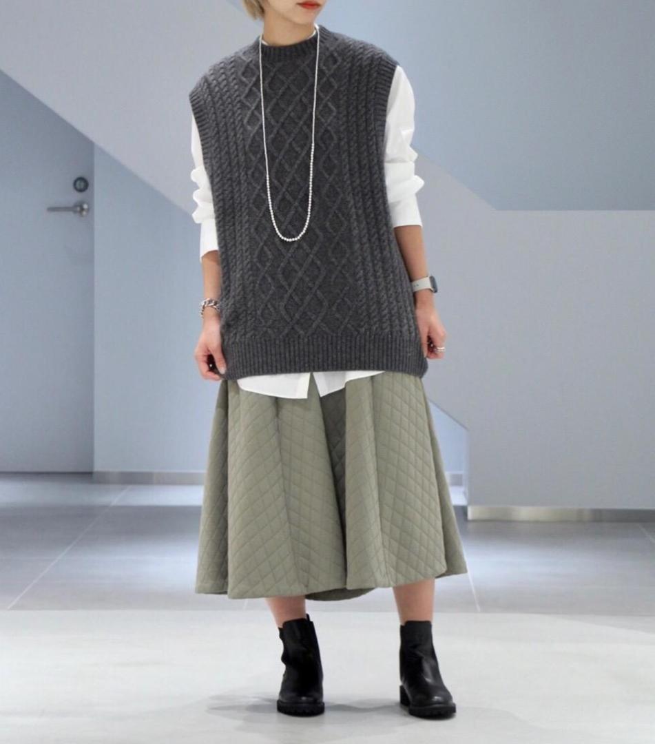 美品 ユナイテッドアローズTOKYO 1,8万 カシミヤ混ケーブルベスト 211