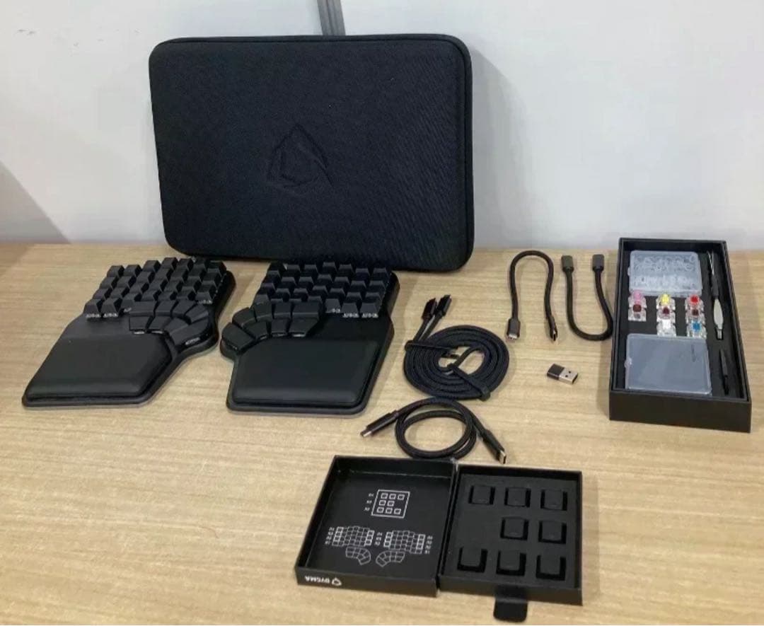 Dygma Defy エルゴノミック分割キーボード