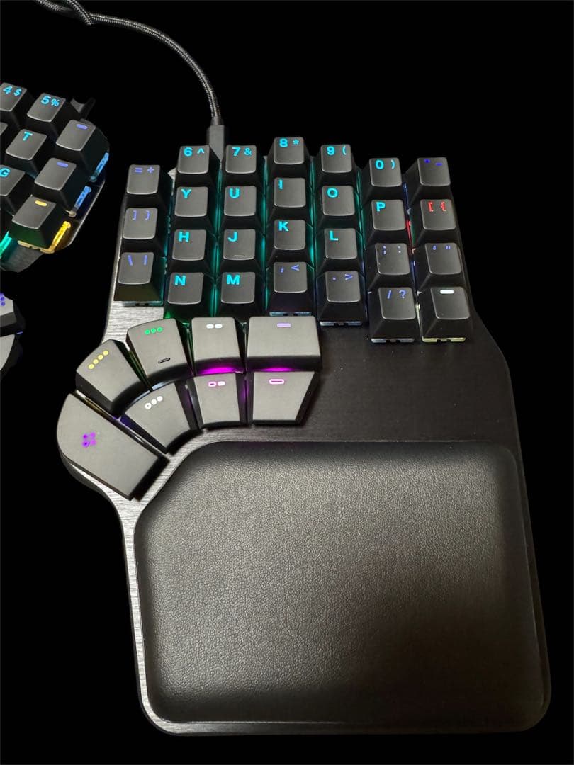 Dygma Defy エルゴノミック分割キーボード