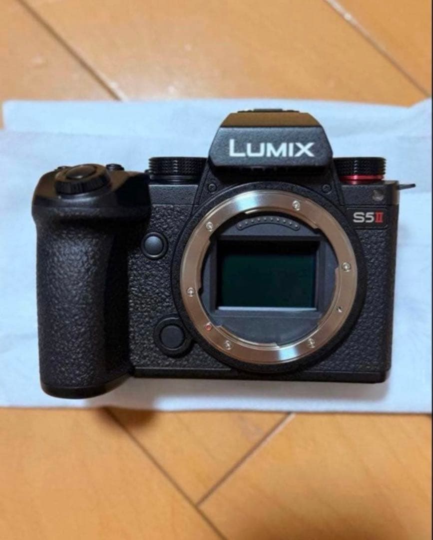 【新品】Panasonic LUMIX S5II DC-S5M2W
