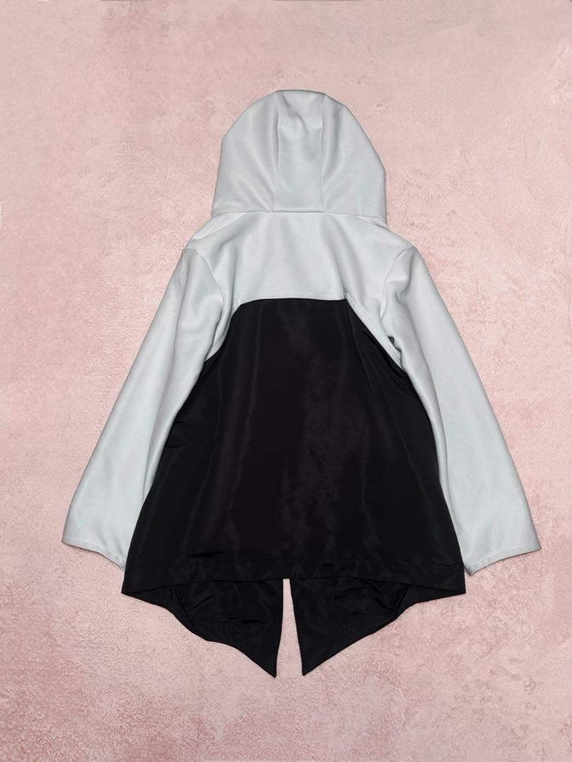 chlomaクロマ NFコンプレクスパーカー アイスグレー × ブラック