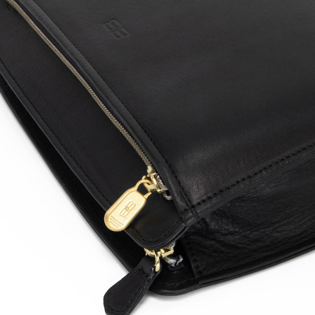 本物 バレンシアガ クラッチバッグ メンズ 黒 ブラック BBロゴ マーク 本革