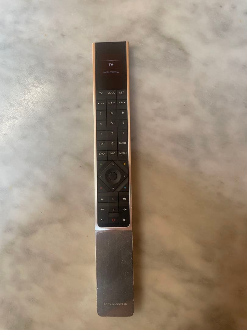 テレビ BeoRemote One