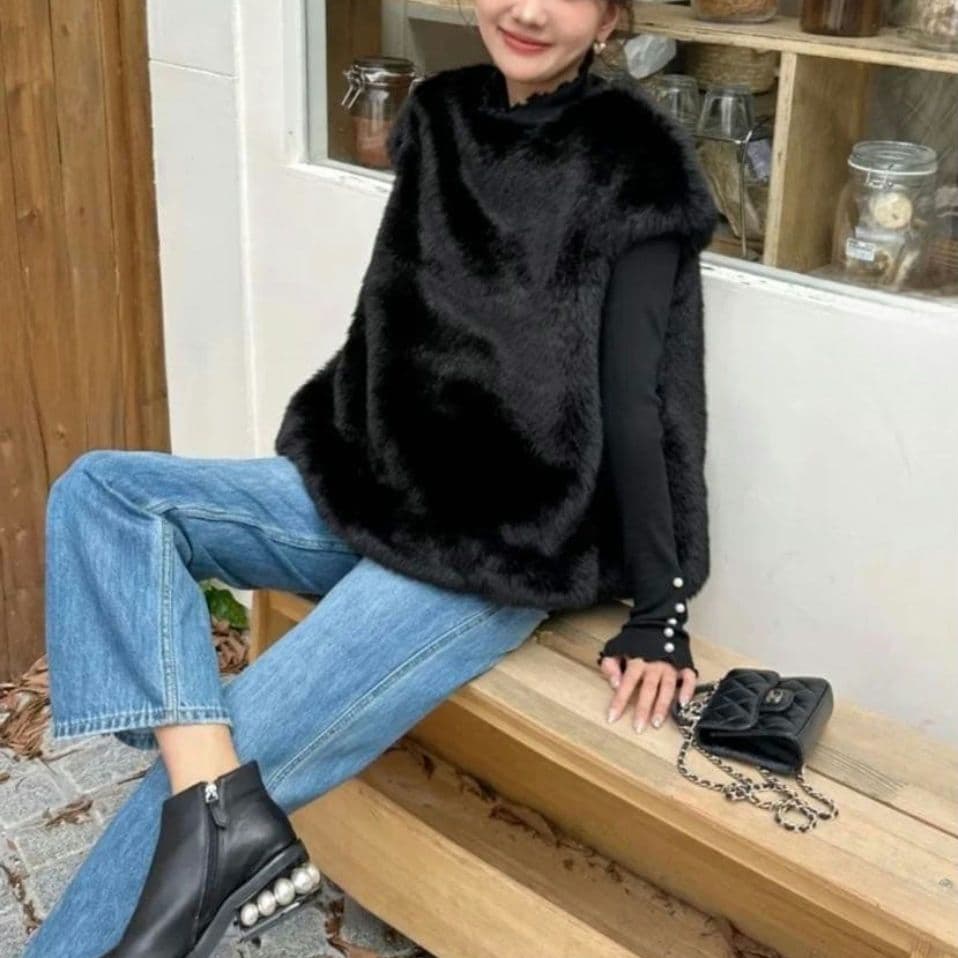 美品 バースデーバッシュ ファーベスト バックリボン ふわふわ可愛い