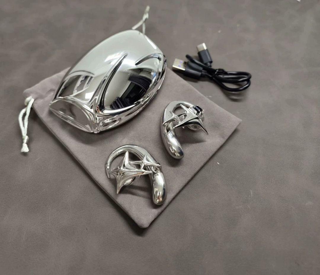 【即発送可能】OF HUNGER ワイヤレスイヤホン シルバー/ピンク