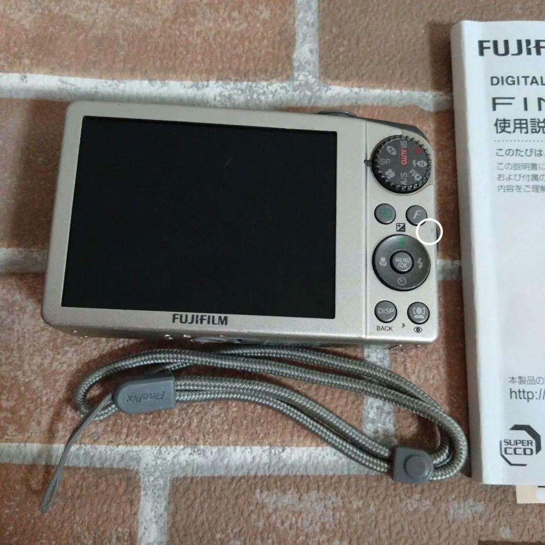 FUJIFILM FINEPIX F60fd デジタルカメラ　デジカメ