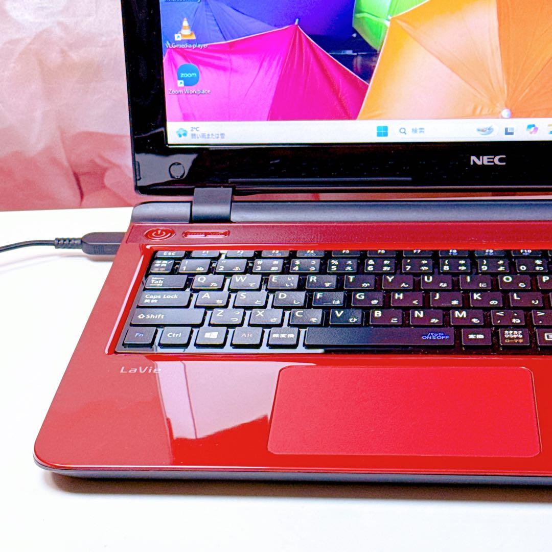 新品SSDで爆速✨windows11 ノートパソコン✨オフィス カメラ 薄型