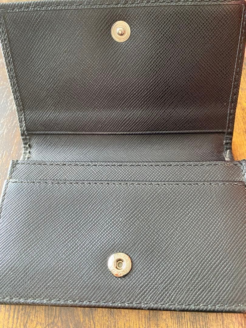 PRADAプラダ名刺入れ