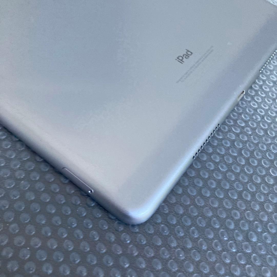 172 電池最良好☆iPad Pro 256GB 10.5インチ SIMフリー☆