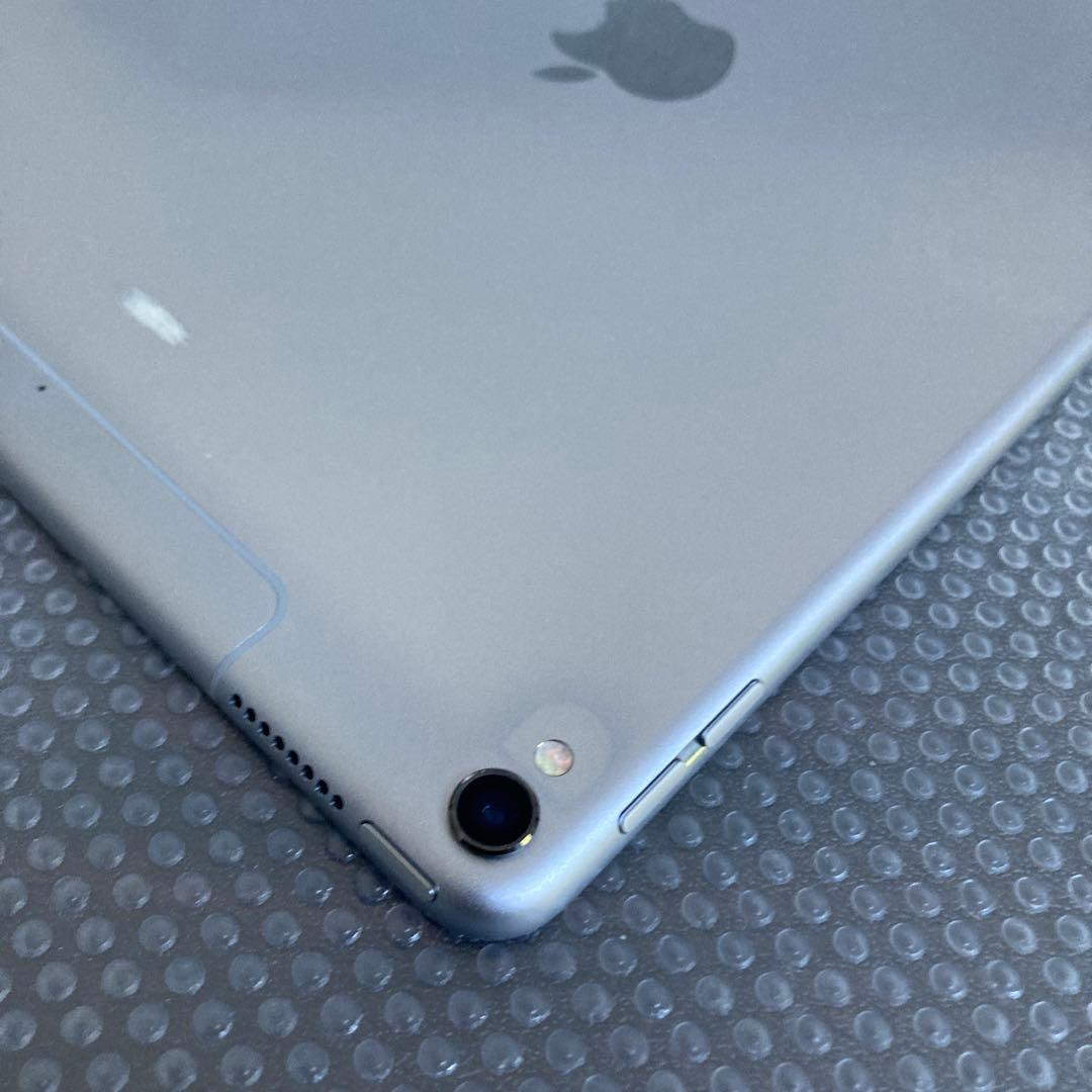 172 電池最良好☆iPad Pro 256GB 10.5インチ SIMフリー☆