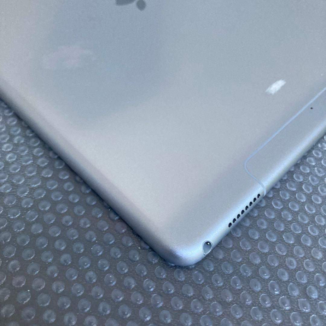 172 電池最良好☆iPad Pro 256GB 10.5インチ SIMフリー☆