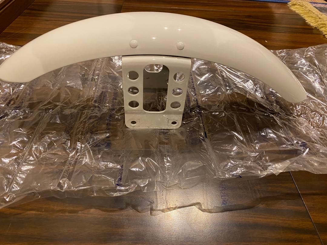 美品！ハーレーxl1200ns純正タンク・フロントリアフェンダーセット白