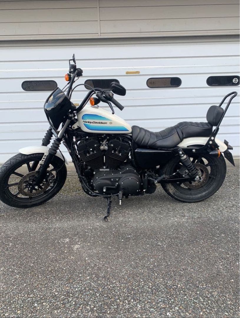 美品！ハーレーxl1200ns純正タンク・フロントリアフェンダーセット白