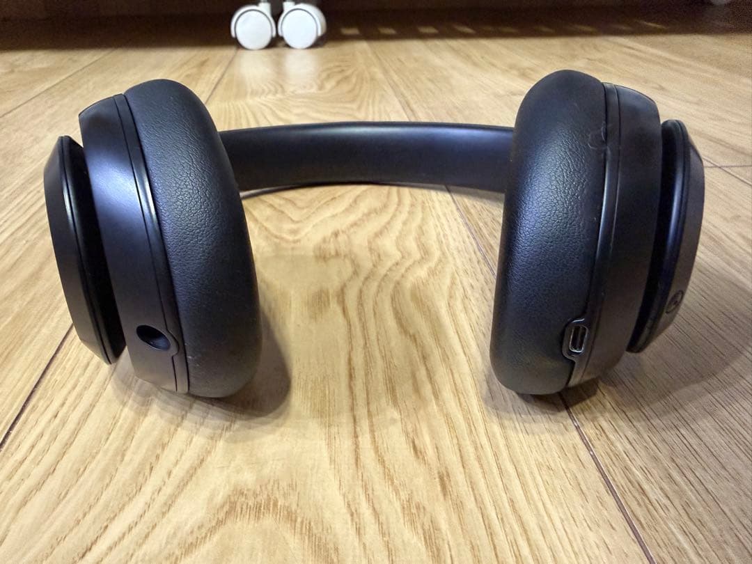 美品　Beats Studio Pro ブラック 保証有り　ワイヤレスヘッドホン