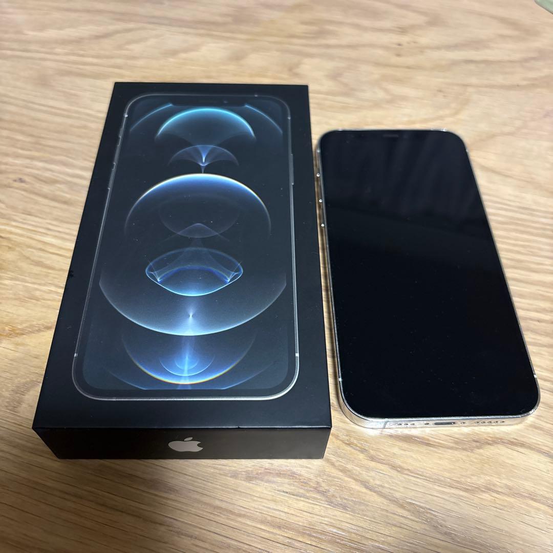 Apple iPhone 12Pro シルバー 本体