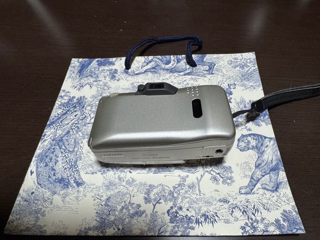 OLYMPUS μ[mju: ]ZOOM 140D DELUXE